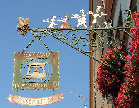 EGUISHEIM - Photo BERTHEVILLE